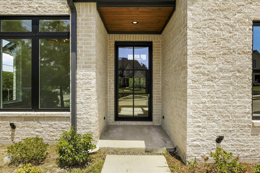 1222 Whisper Rock Drive