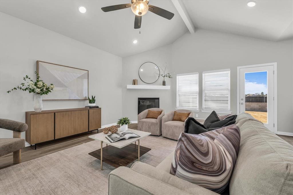 WINDSOR PARK PLACE PH 1 - Residential