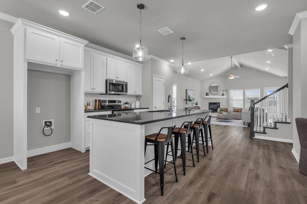 WINDSOR PARK PLACE PH 1 - Residential