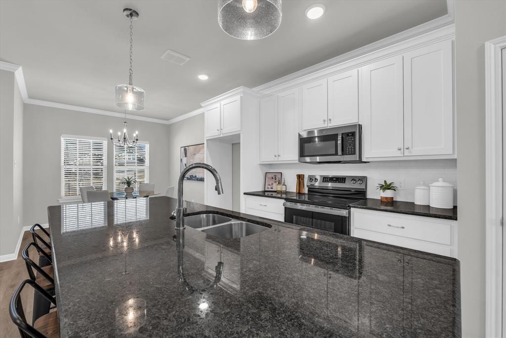 WINDSOR PARK PLACE PH 1 - Residential