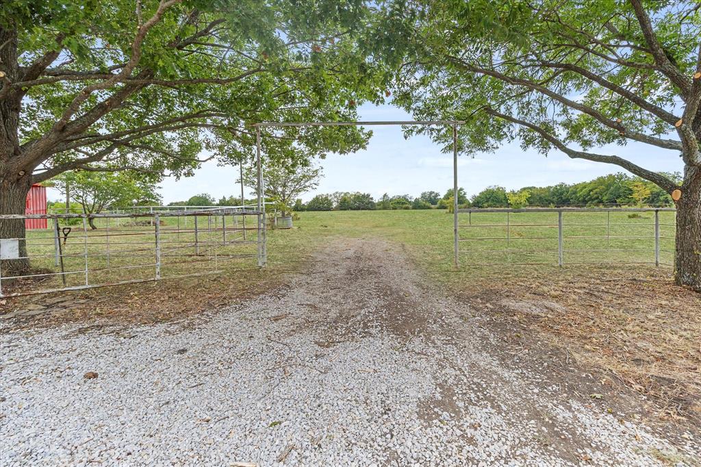 L B Smirl #2 - Residential