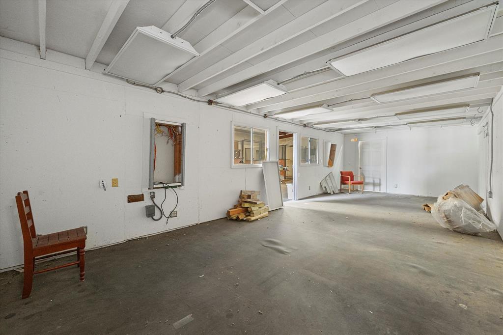 L B Smirl #2 - Residential