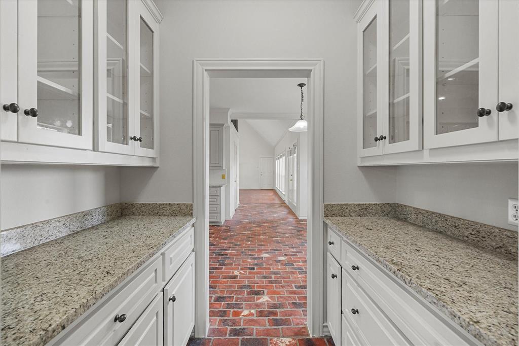 L B Smirl #2 - Residential