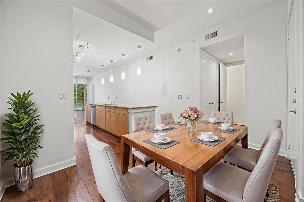 Mercer Square Condo - Residential