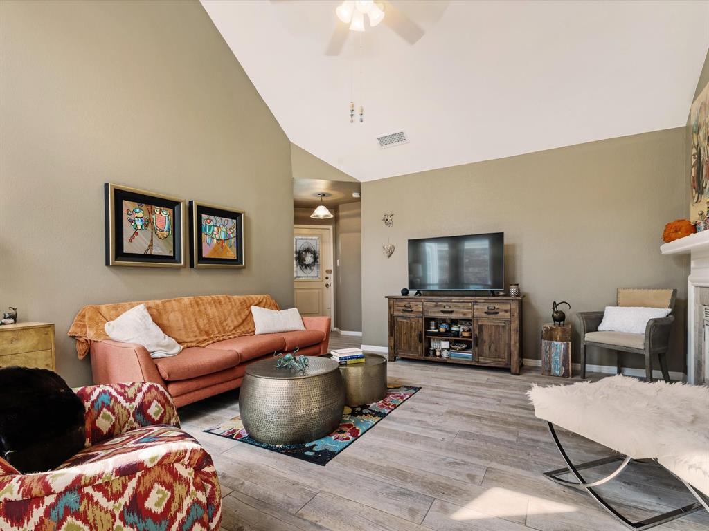 4108 Hollow Oak Drive