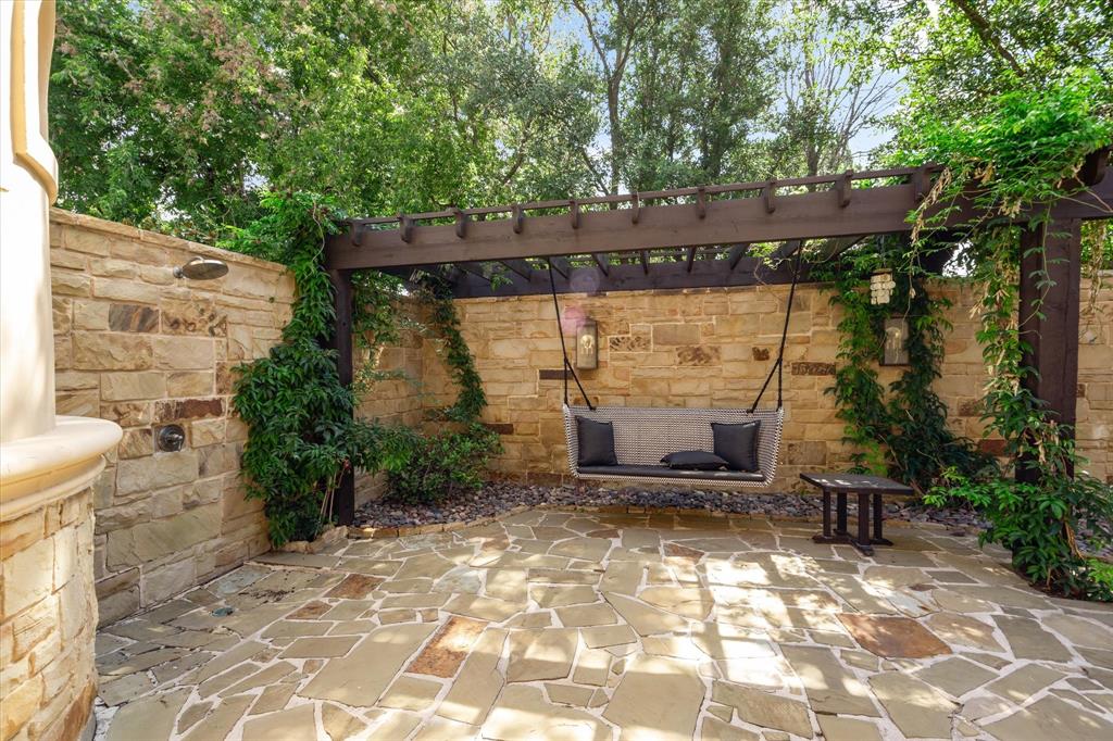 Montserrat - Residential