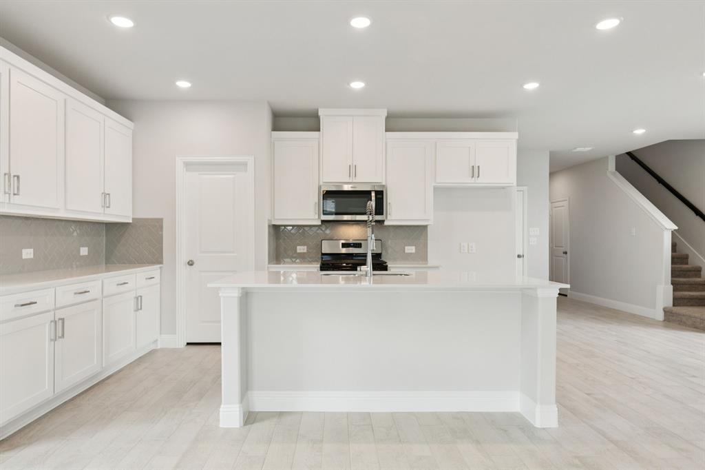 1016 Santa Lucia Drive