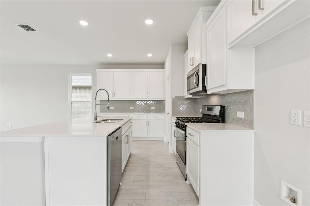 1016 Santa Lucia Drive