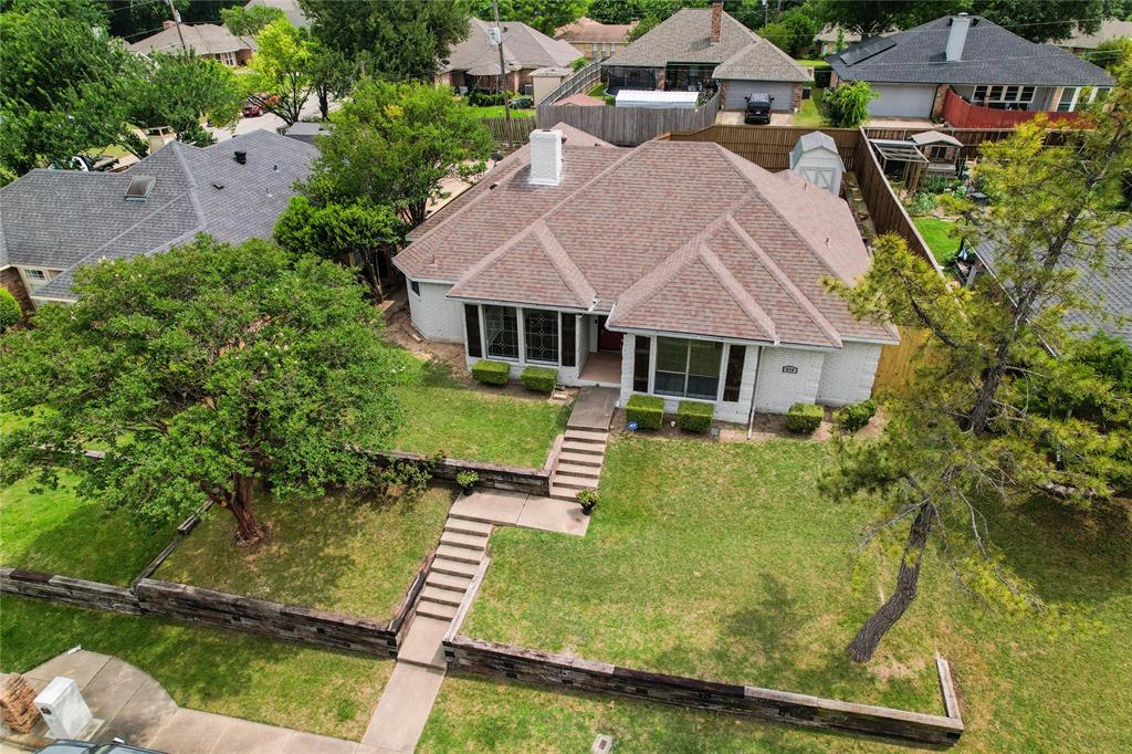 418 Whispering Hills Drive