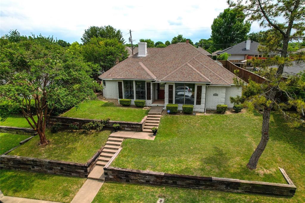 418 Whispering Hills Drive
