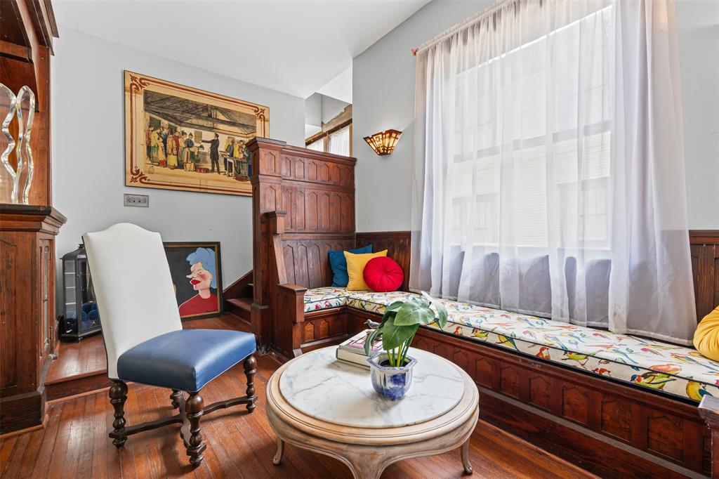 Mrs S E Skinners - Residential