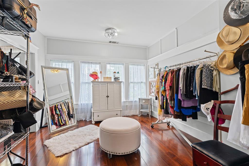 Mrs S E Skinners - Residential