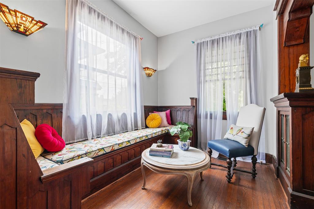 Mrs S E Skinners - Residential