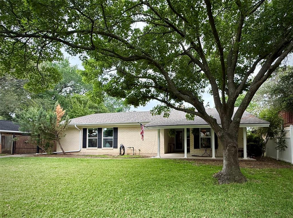 1206 Mildred Lane