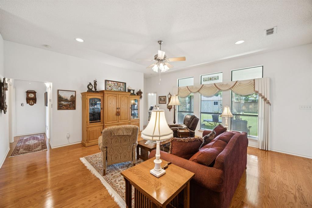 4310 Fox Court