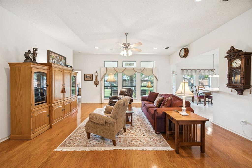 4310 Fox Court