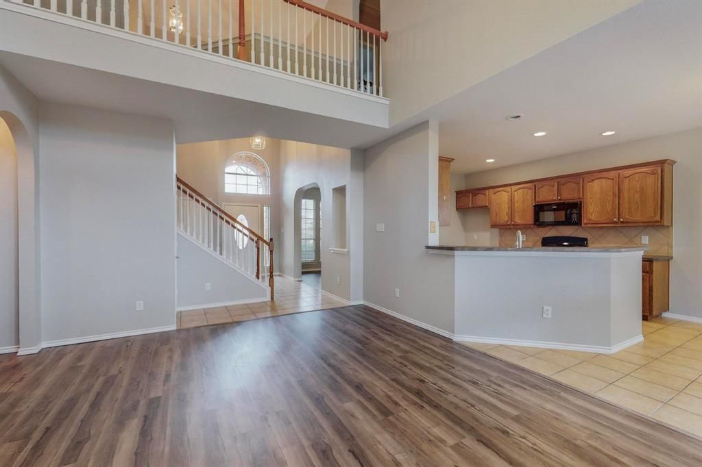 Photo of 4134 Petersburg Drive, Fort Worth, TX 76244 (MLS # 21320544)