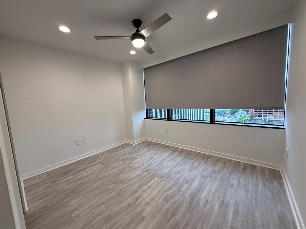 Metropolitan 1200 Main St Condo - Residential