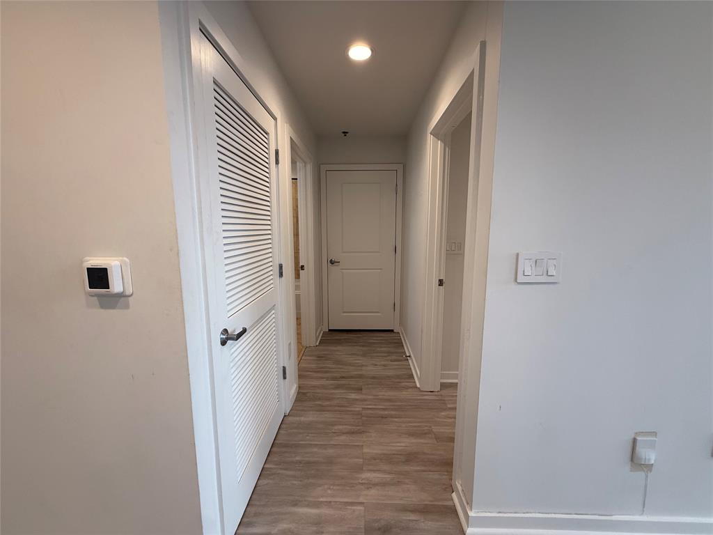 Metropolitan 1200 Main St Condo - Residential