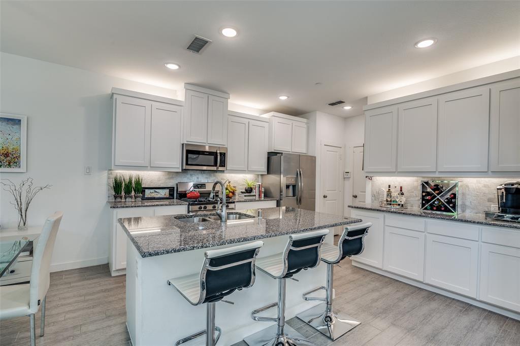 Sunset Place - Residential Lease