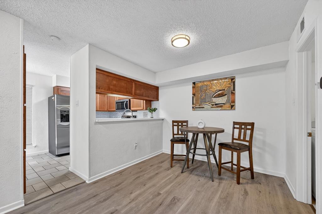 Preston Oaks Crossing Condos 01 & 02 - Residential