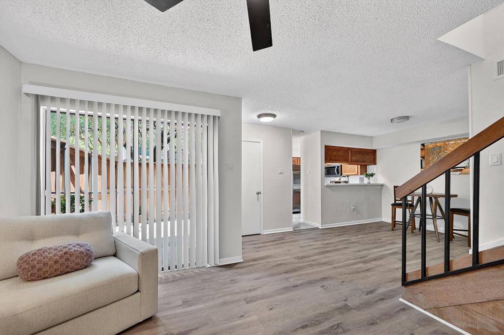 Preston Oaks Crossing Condos 01 & 02 - Residential