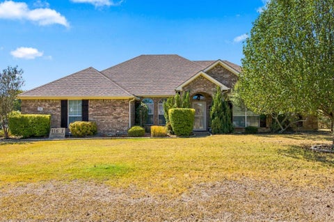 Photo of 116 Springfield Circle, Red Oak, TX 75165 (MLS # 21385319)
