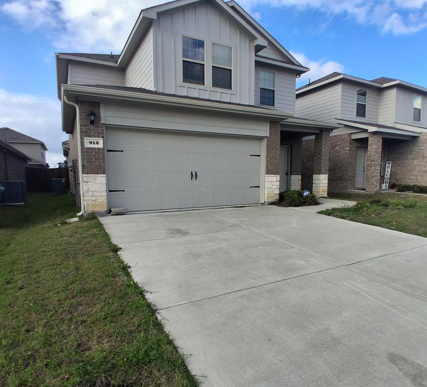 913 Country Road