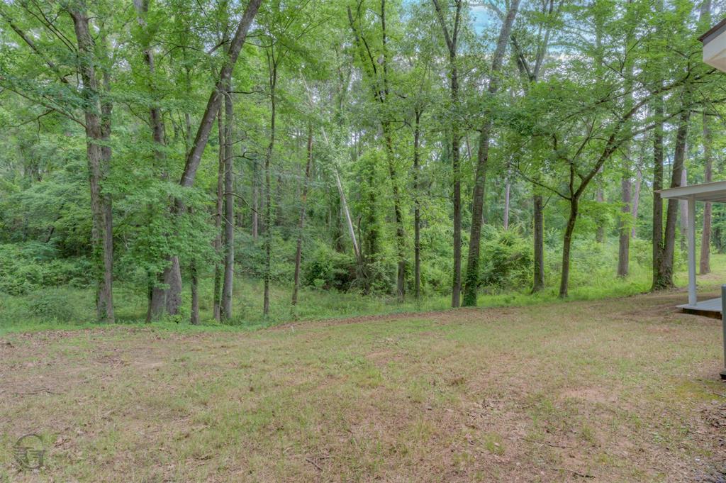 2130 Twin Lake Drive