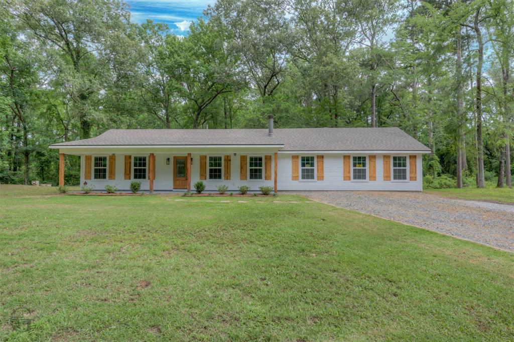 2130 Twin Lake Drive