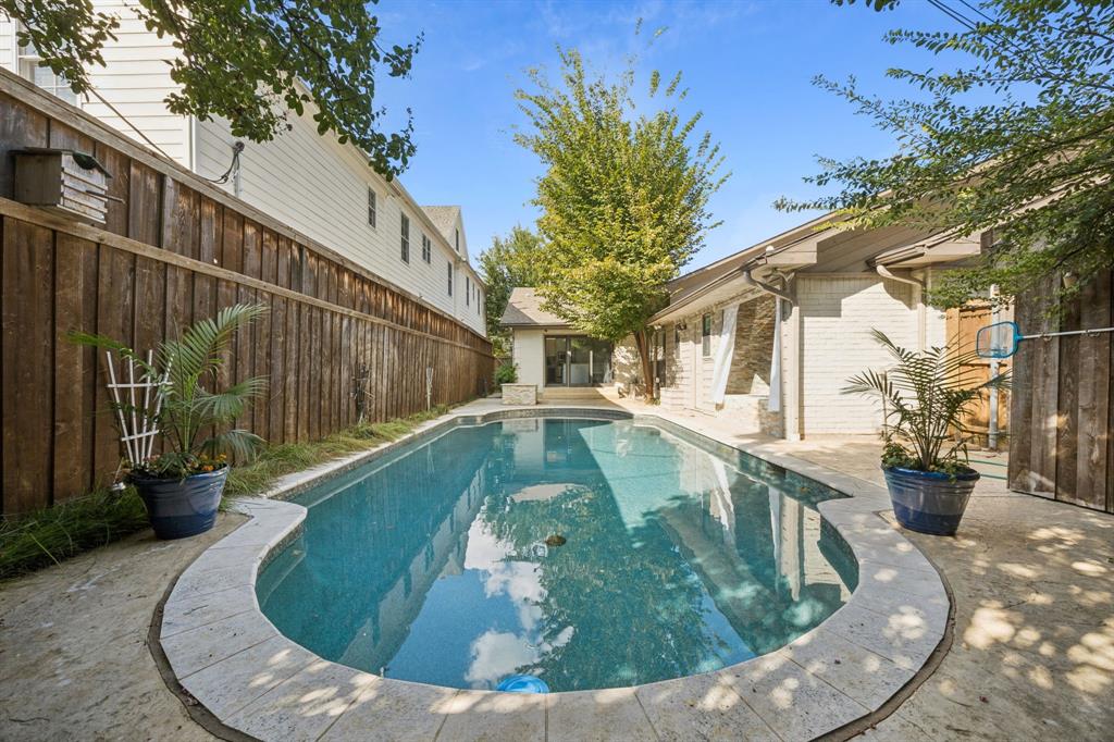 Caruth Hills 06 - Residential