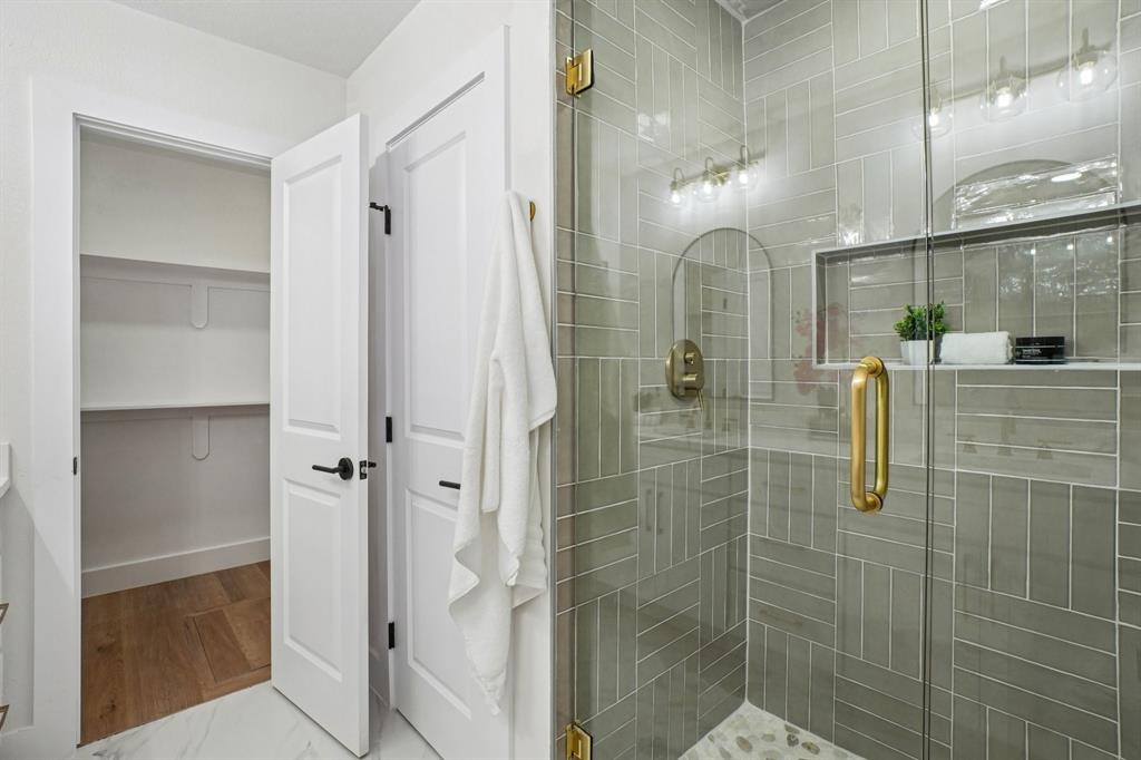 Lake Gardens Rev - Residential