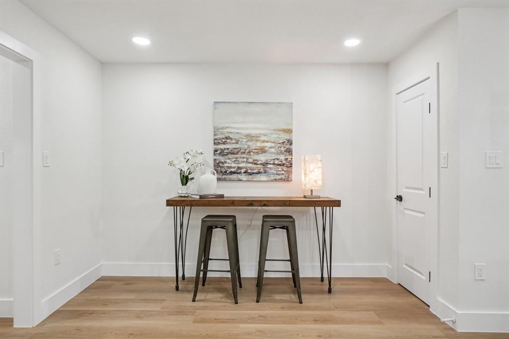 Lake Gardens Rev - Residential