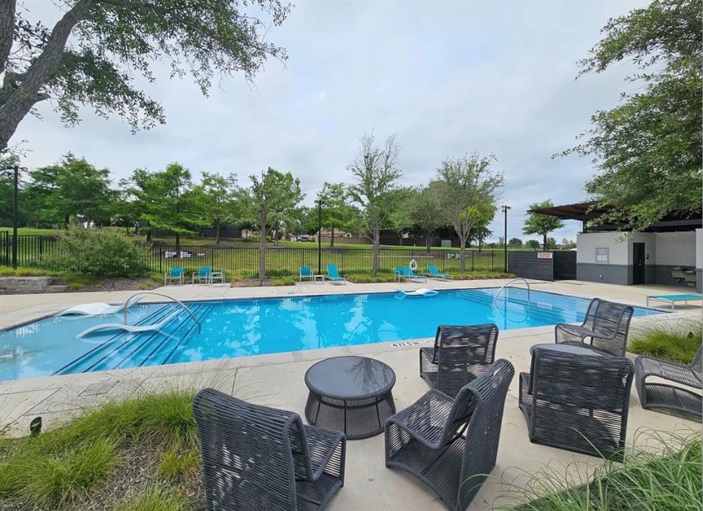 Meridian At Southgate - Residential