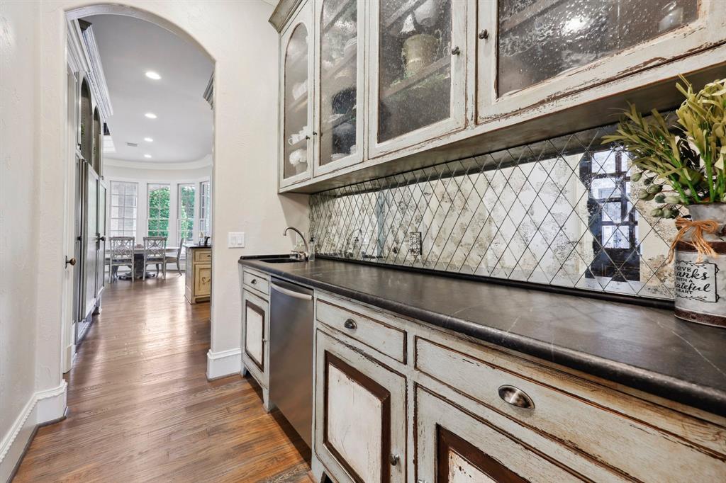 Woodland Hills - Residential