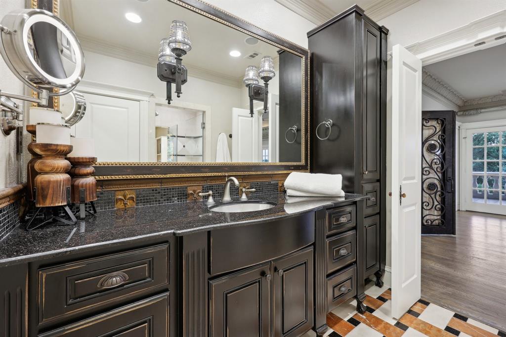 Woodland Hills - Residential