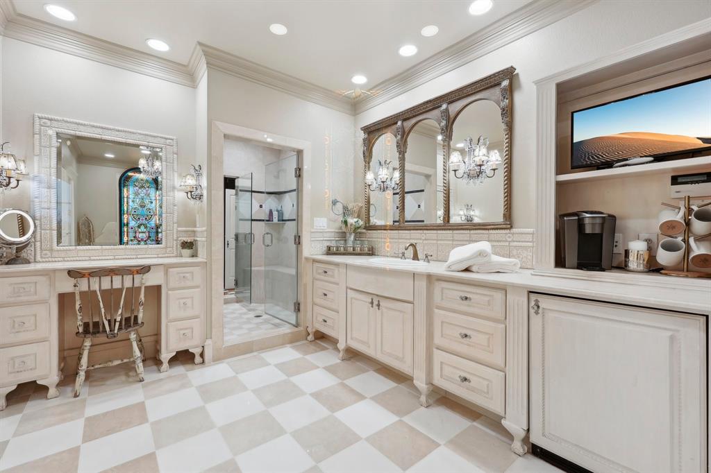 Woodland Hills - Residential