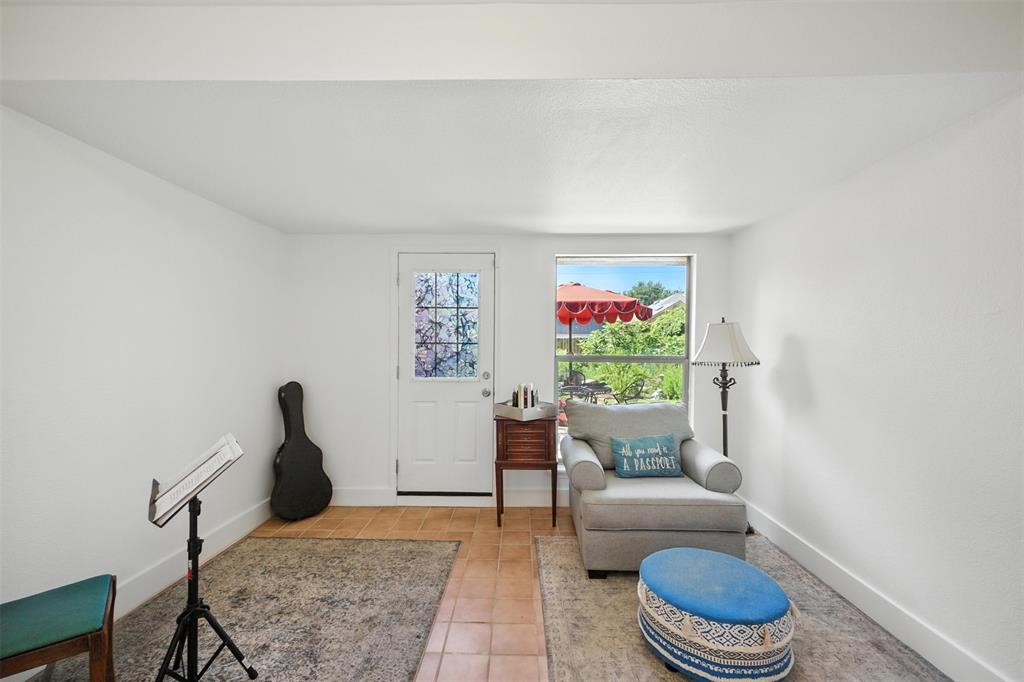 Central Park East - Residential