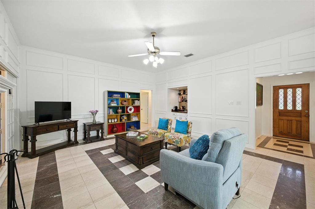 Central Park East - Residential