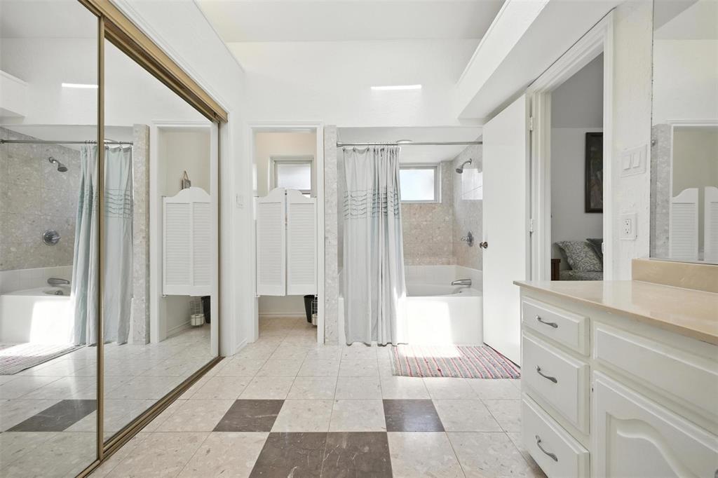 Central Park East - Residential
