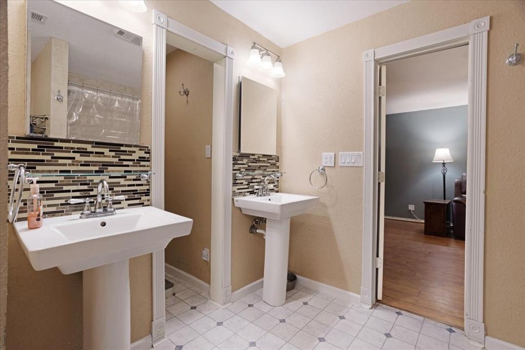 Divisions Van Alstyne - Residential