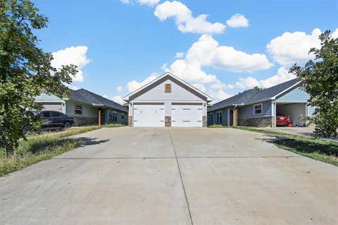 Photo of 607 E Carter Street #607, Sherman, TX 75090 (MLS # 21325629)