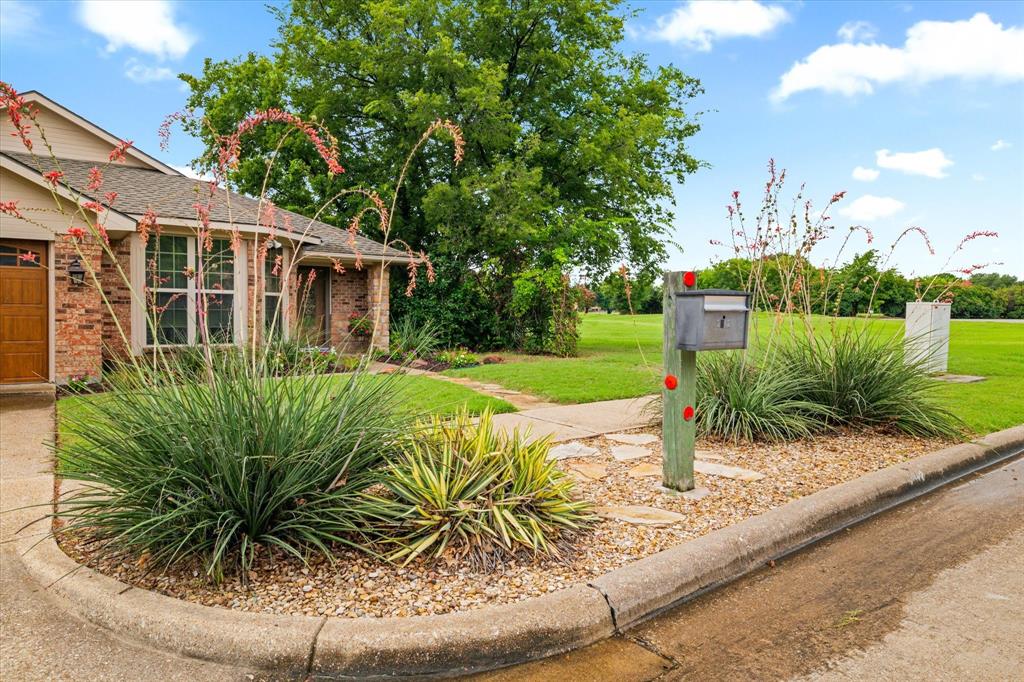 2842 Big Oaks Drive