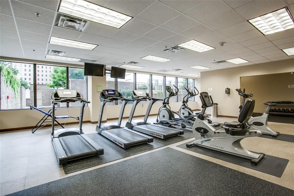 Metropolitan 1200 Main St Condo - Residential