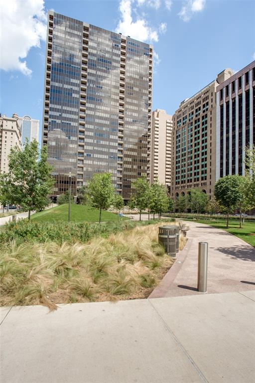 Metropolitan 1200 Main St Condo - Residential