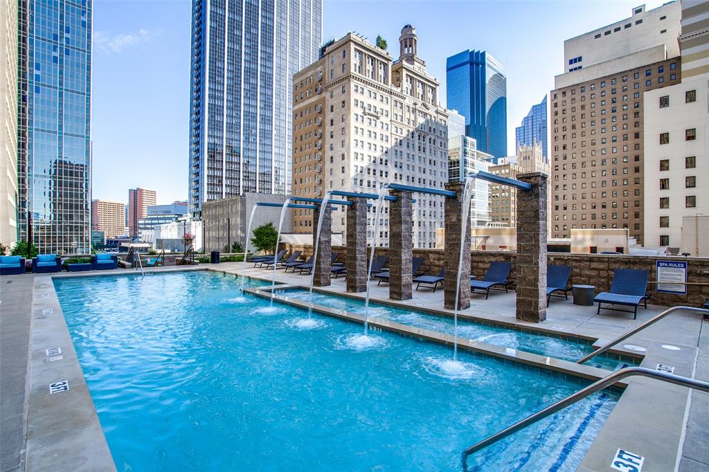 Metropolitan 1200 Main St Condo - Residential