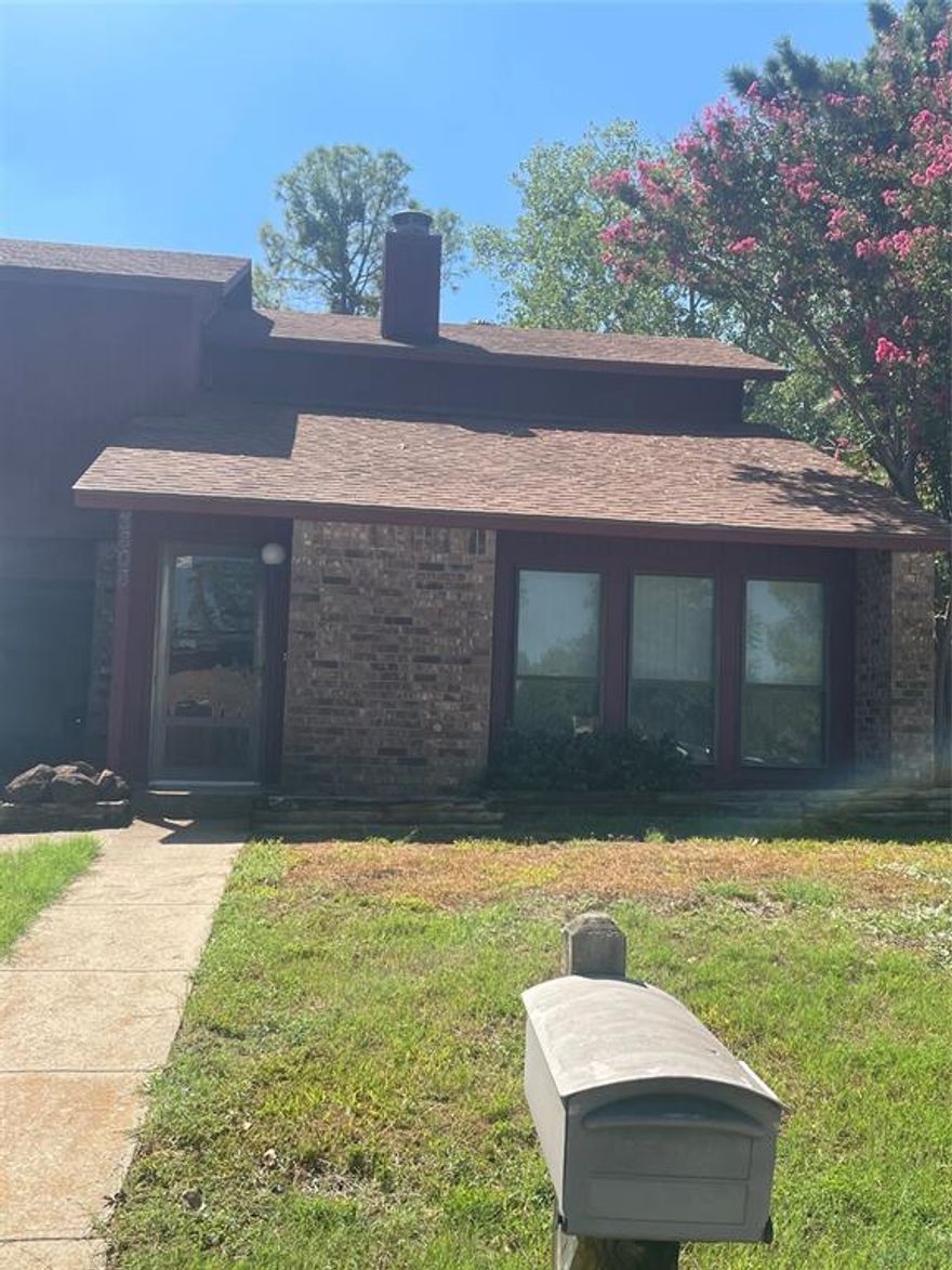 This home needs carpet and fresh paint. Great home for entertaining. Nice covered patio in back yard that face the in ground pool. Seller is selling home as is. Great investor home , bring all offers. Buyer and buyers agent to verify all information including room sizes.