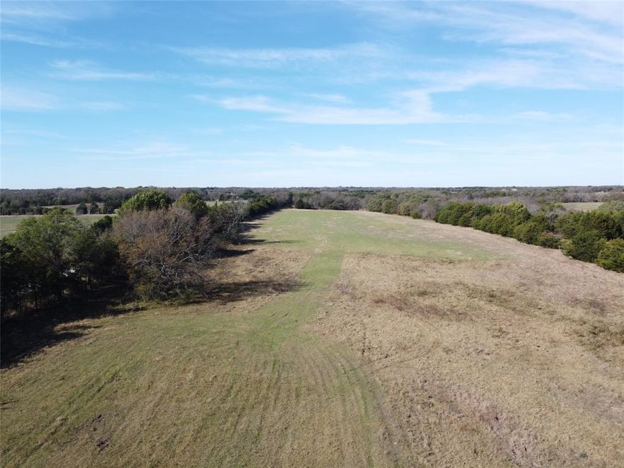 If you are looking for a great place to build your new home in the country this could be the place! With mature trees, deep sandy loam, and a mixture of both open pasture and tree cover this is a wonderful property just a short drive from town. Not many properties this picturesque are still available so don't miss out on this one!