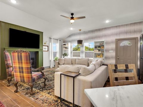 2721 Beechwood Street Granbury TX 76048