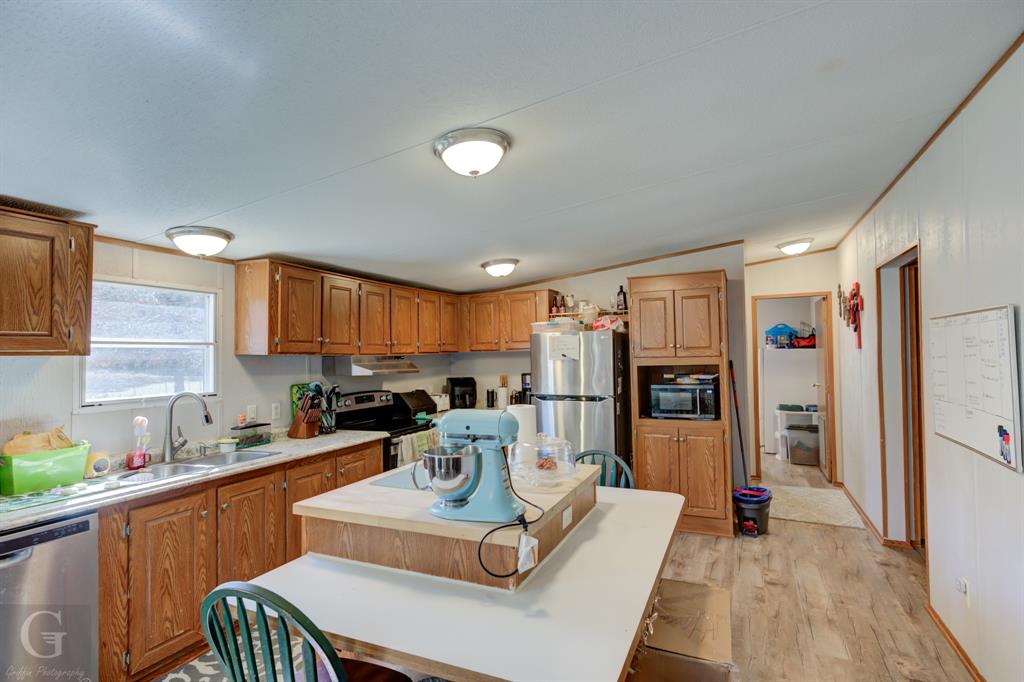 Shreveport, Louisiana 71107, United States, 4 Bedrooms Bedrooms, ,2 BathroomsBathrooms,Residential,Active,2371